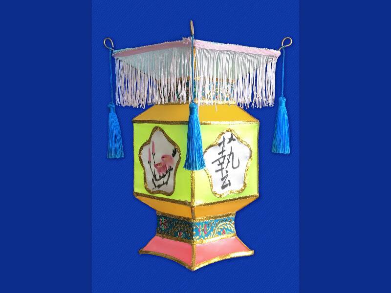 非遗精巧灯